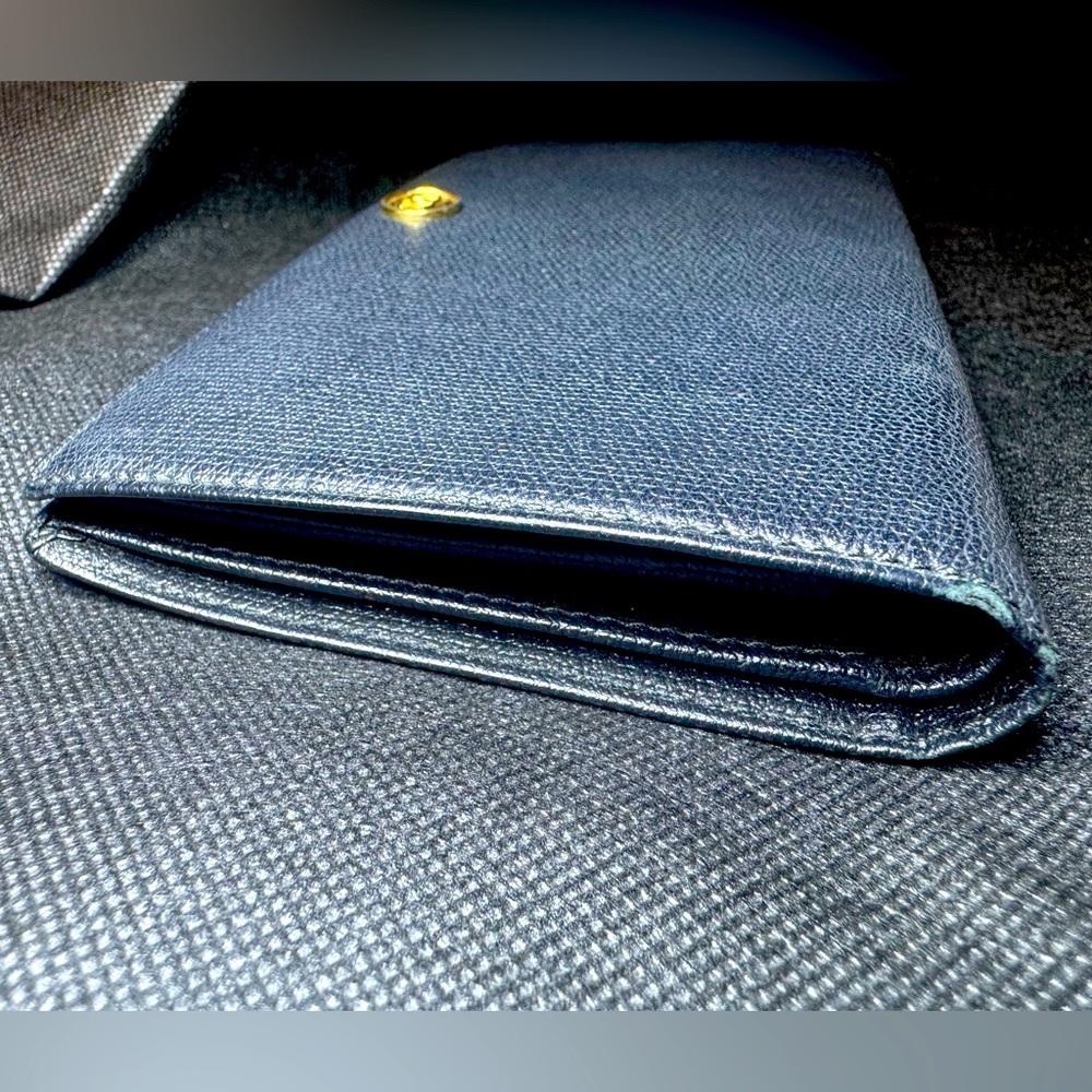 Chanel Caviar Black Long Wallet W/ Gold CC Medallion Spain 2008 Rare Vintage - Picture 4 of 16